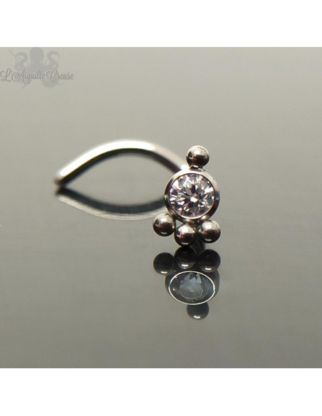 Stud en titane orné d'un zircon
