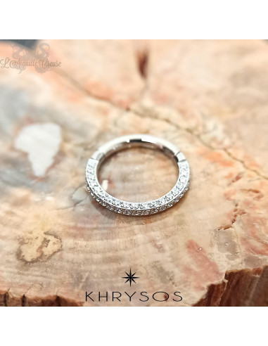 Anneau segmenté en titane et zircons cubiques Khrysos, ouverture facile