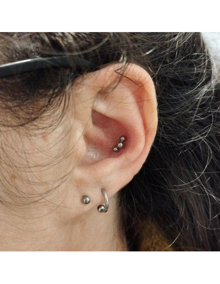 Bijou de cartilage en acier chirurgical